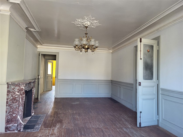 SOLD THROUGH OUR AGENCY 17376