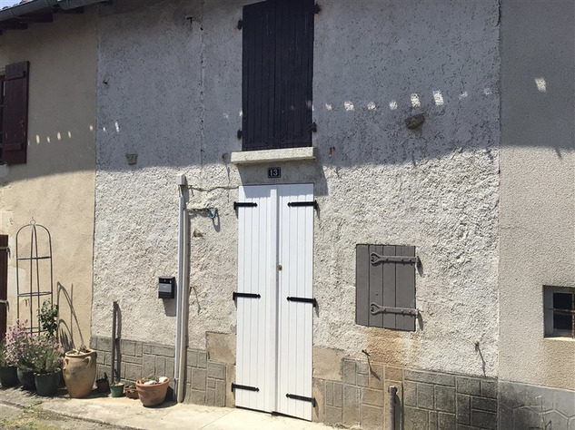 For Sale Cozy Cottage close to Confolens in the Charente 17897