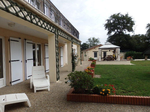 Pristine 6 Bedroom 4 with En-Suites; Home with Indoor Swimming Pool 18147