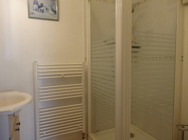Pristine 6 Bedroom 4 with En-Suites; Home with Indoor Swimming Pool 18156