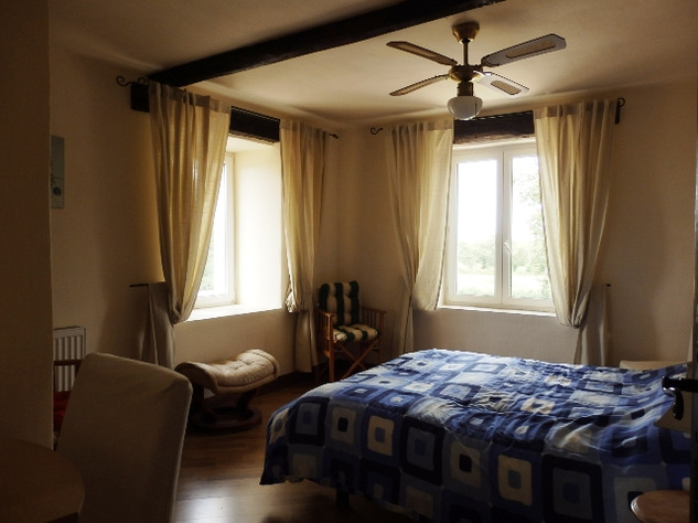 Pristine 6 Bedroom 4 with En-Suites; Home with Indoor Swimming Pool 18159