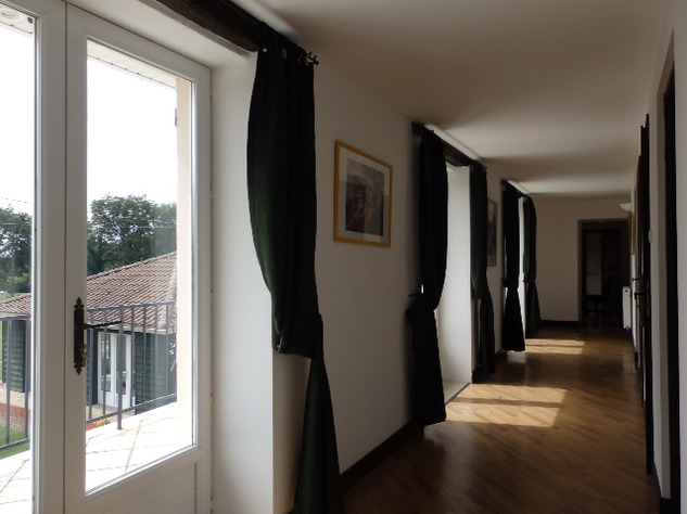 Pristine 6 Bedroom 4 with En-Suites; Home with Indoor Swimming Pool 18167