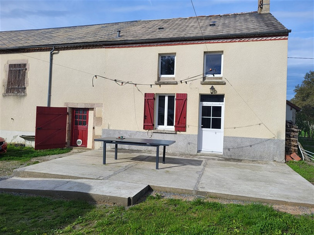 For Sale Farmhouse with land near St-Léger-Magnazeix - Haute Vienne 18363