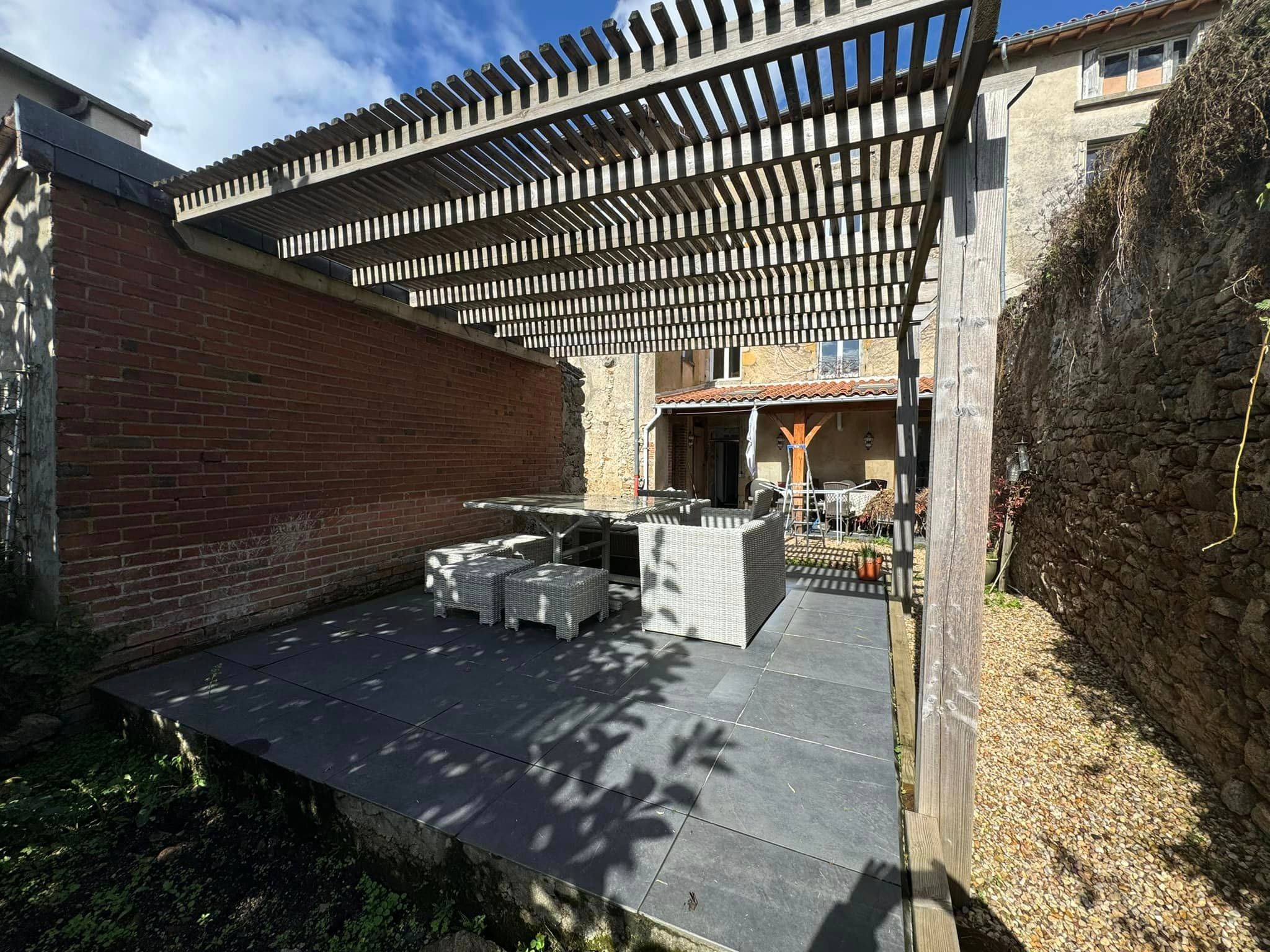 Main Photo