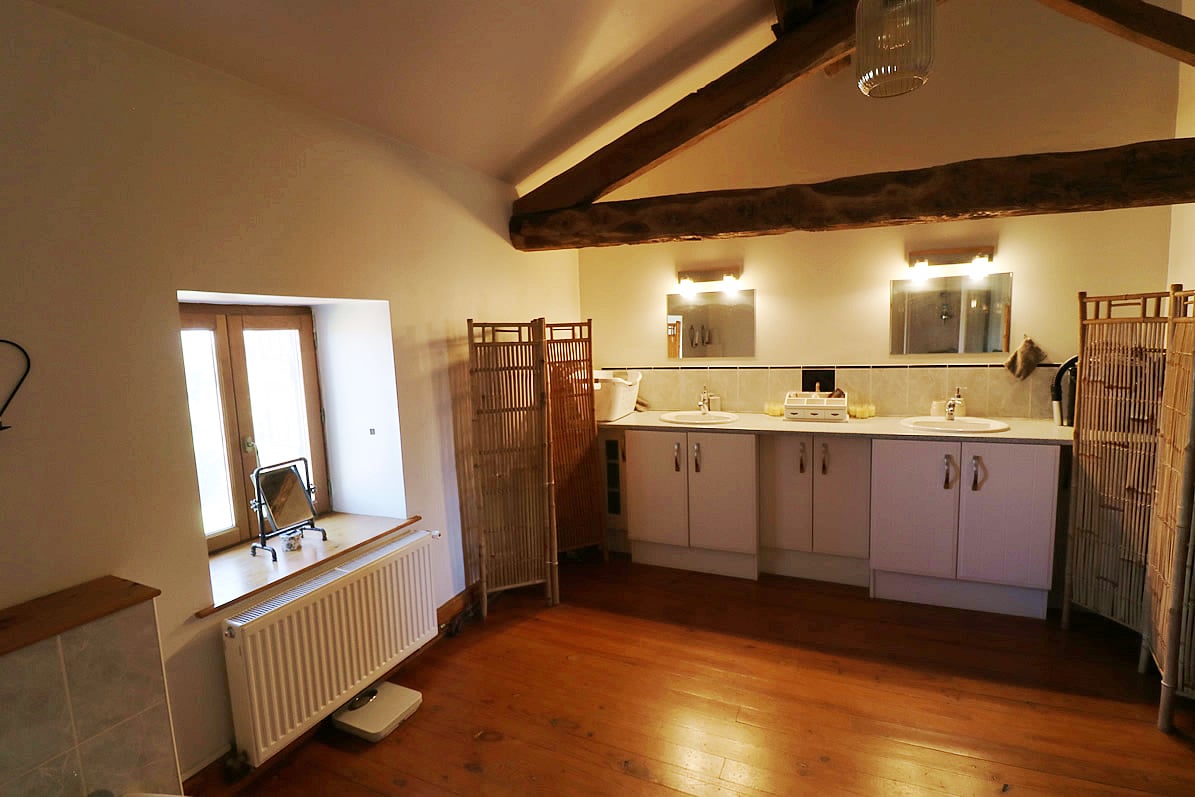 For Sale Pristine House in Bussière-Poitevine 87 18902