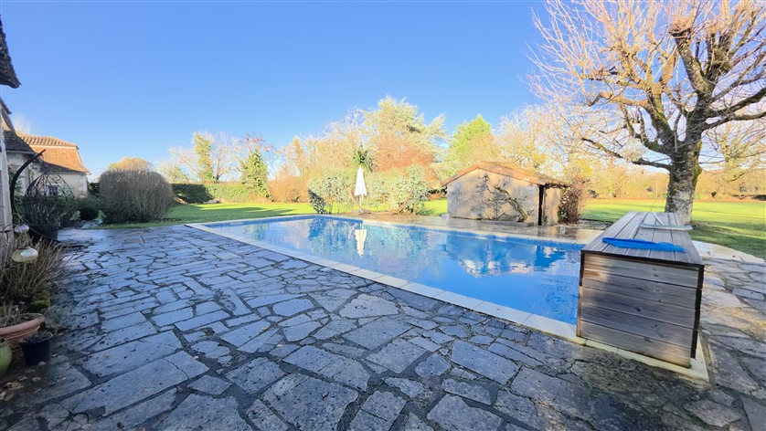 For Sale Manor House with Guest Accommodation St Savin - 86 19379