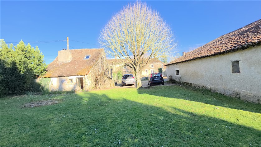 For Sale Manor House with Guest Accommodation St Savin - 86 19385