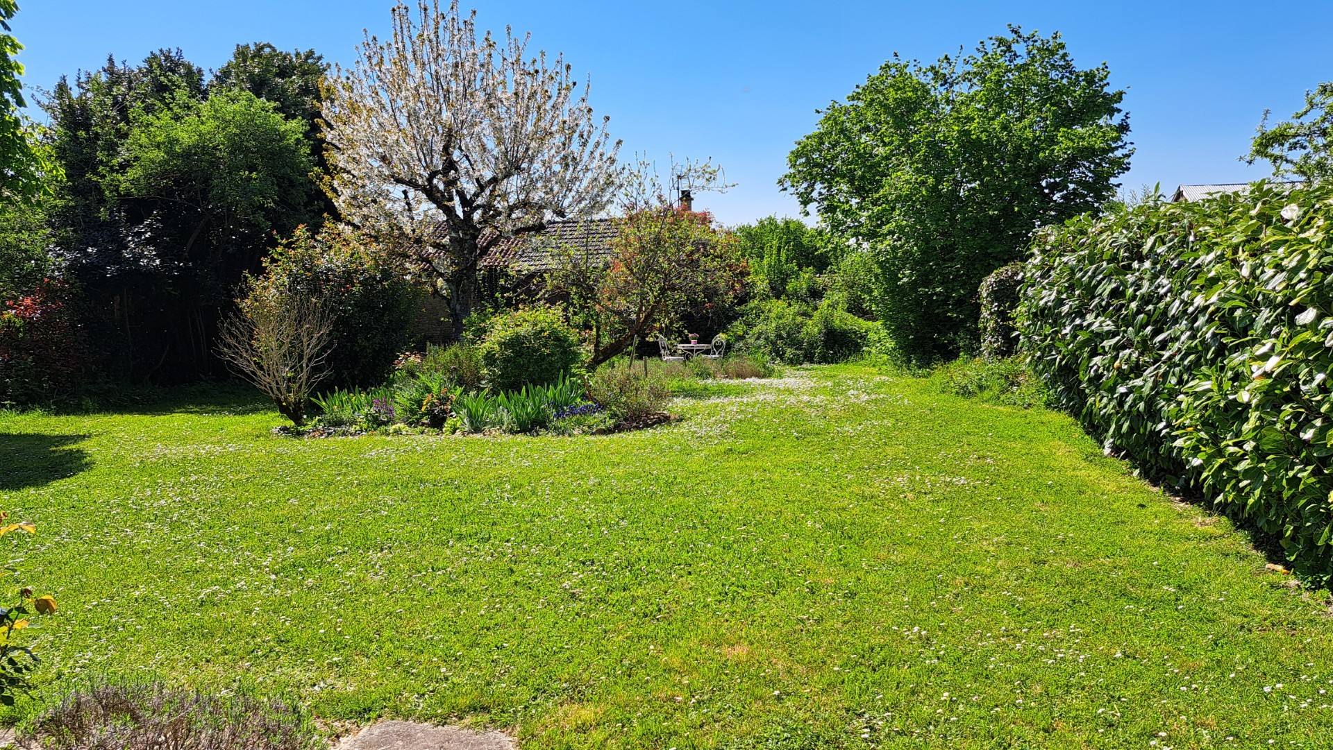 House with garden for sale in Nerignac, Nouvelle-Aquitaine 19393