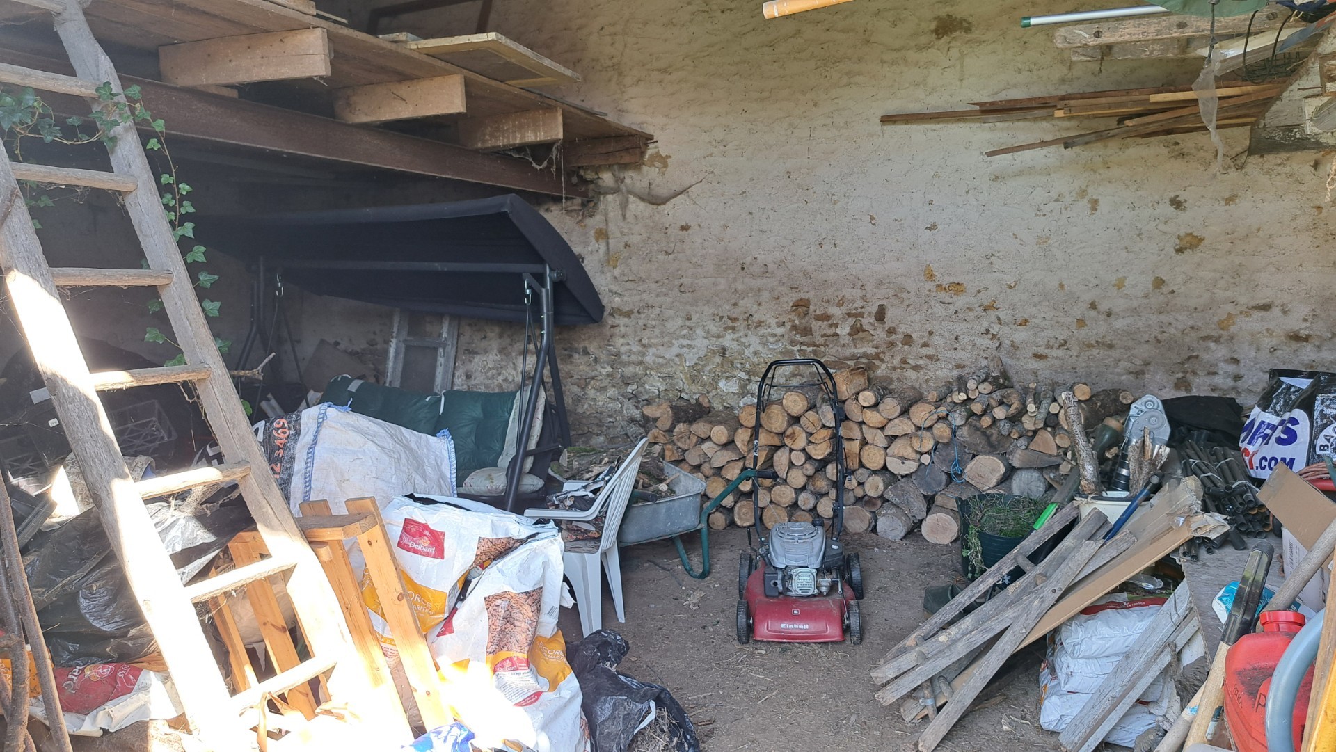 House with garden for sale in Nerignac, Nouvelle-Aquitaine 19423