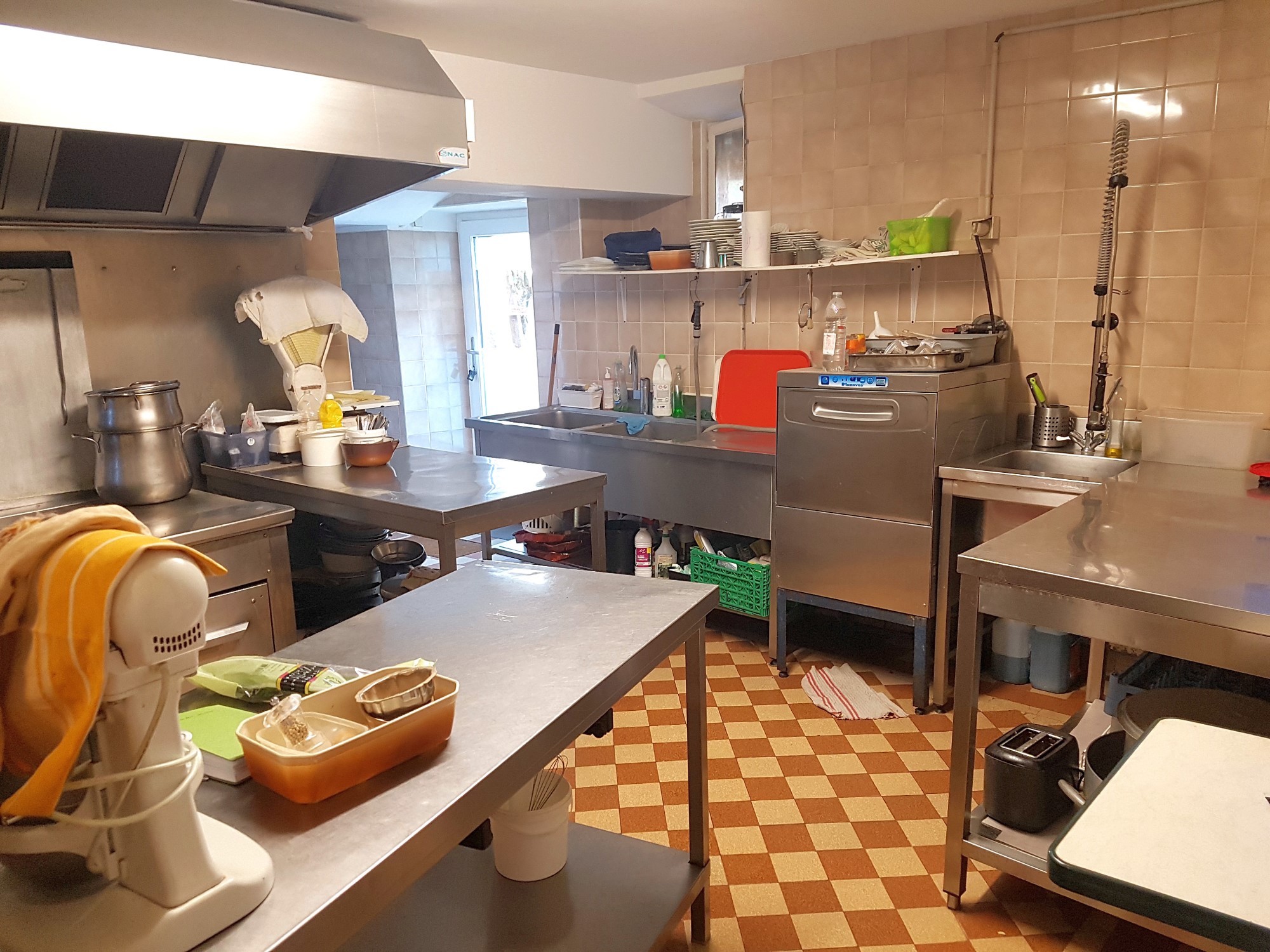 Big building with garden for sale in Chaillac, la Brenne 36 19445