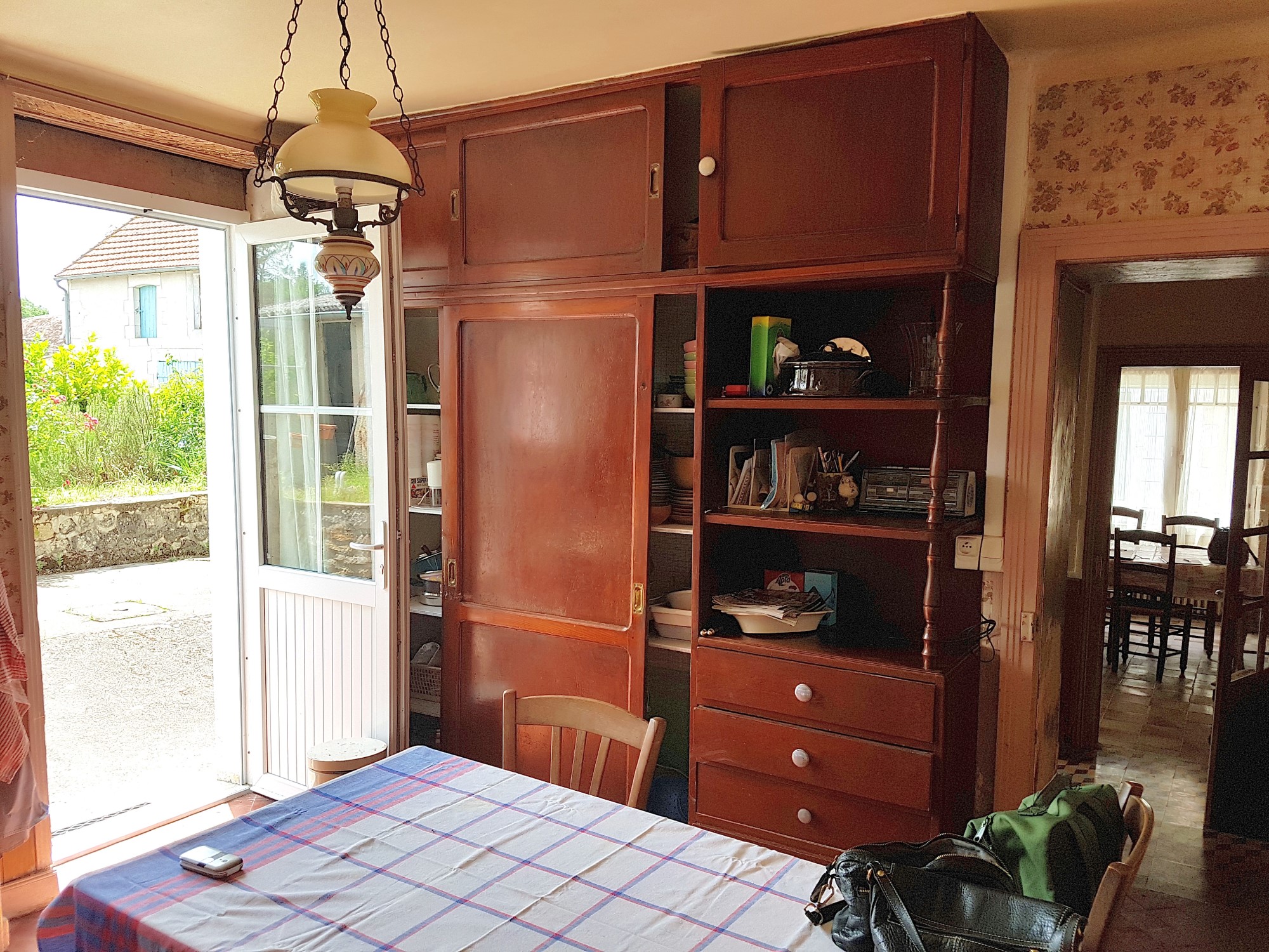 Large house is for sale in the village of LIGLET, Montmorillonnais region, Vienne 86 19466