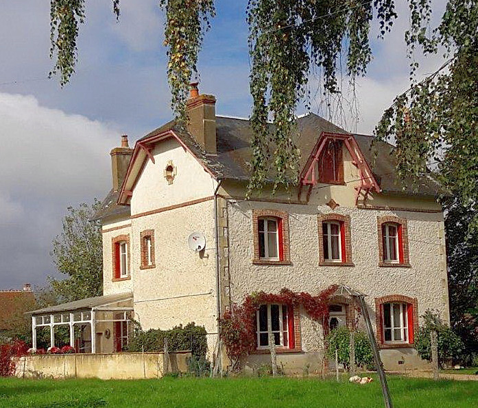 Manor house with garden for sale near Chaillac, Indre 36 19487