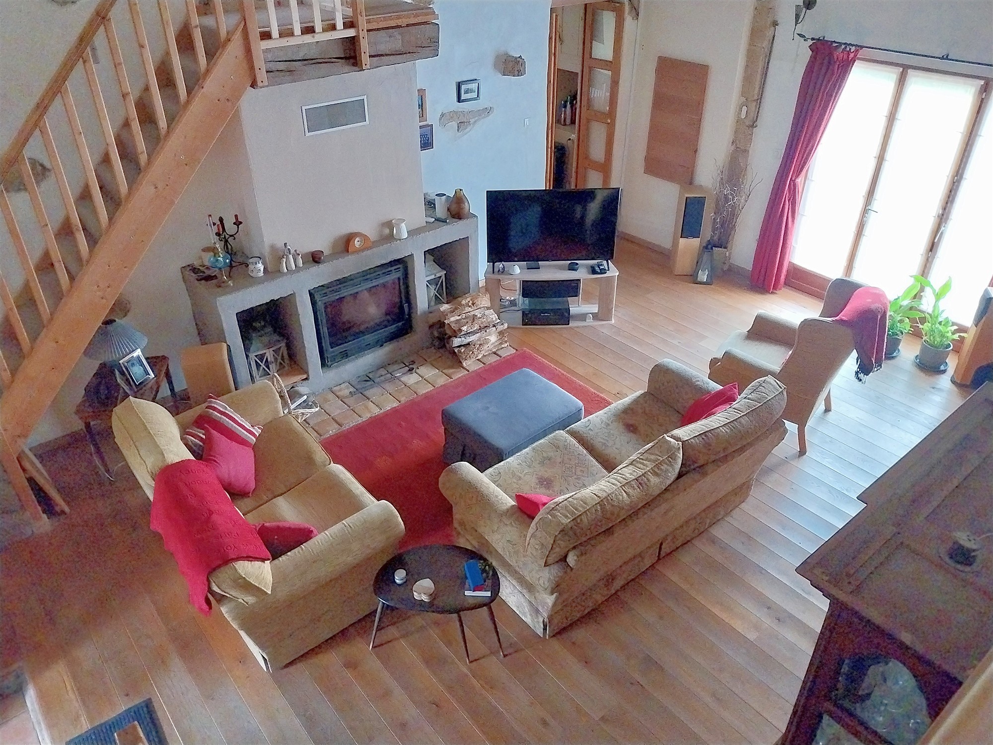 House with pool for sale in the Montmorillon region 86 19561