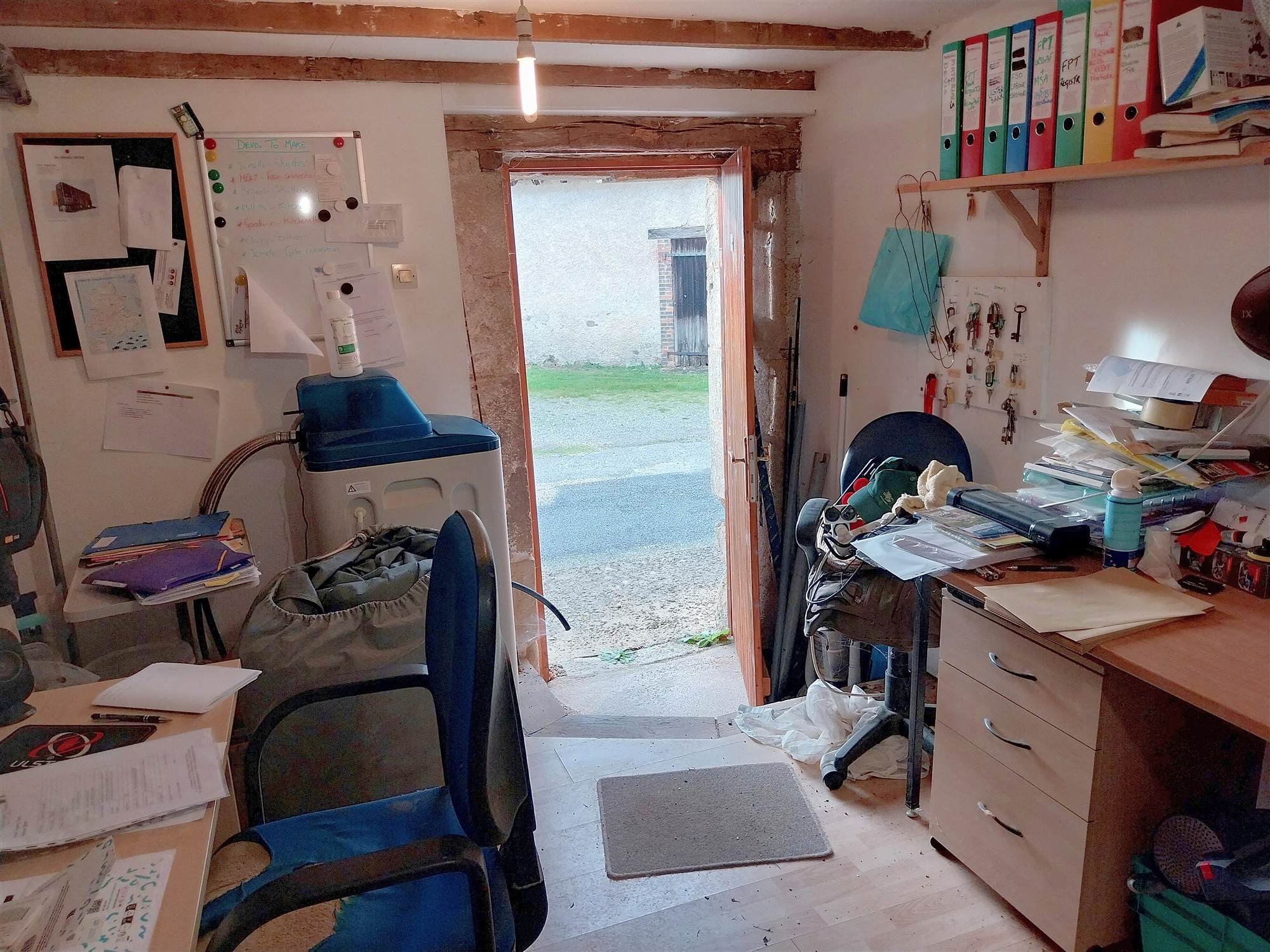 House with pool for sale in the Montmorillon region 86 19566