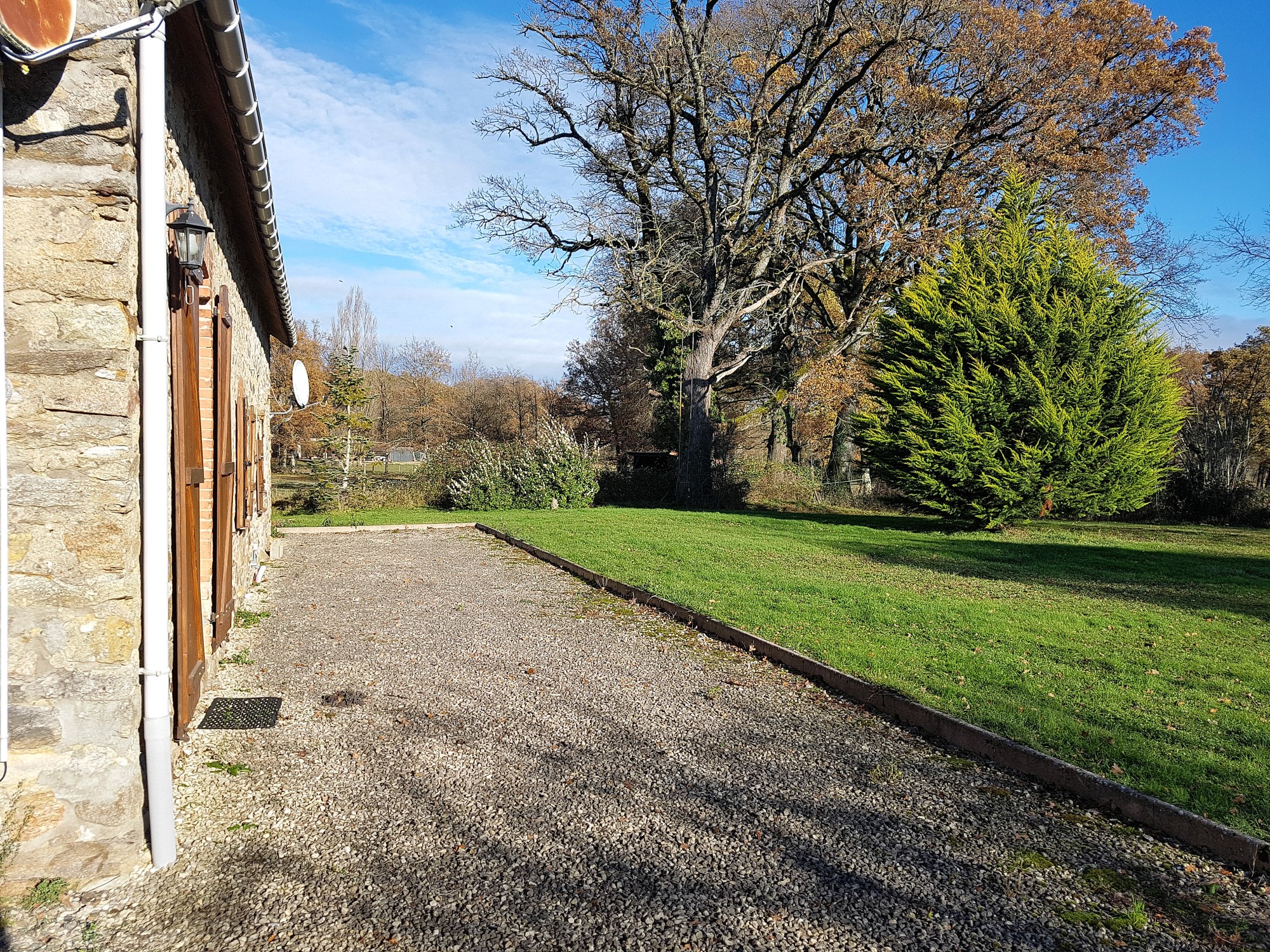House with garage for sale in the south of the Brenne, 36 19618