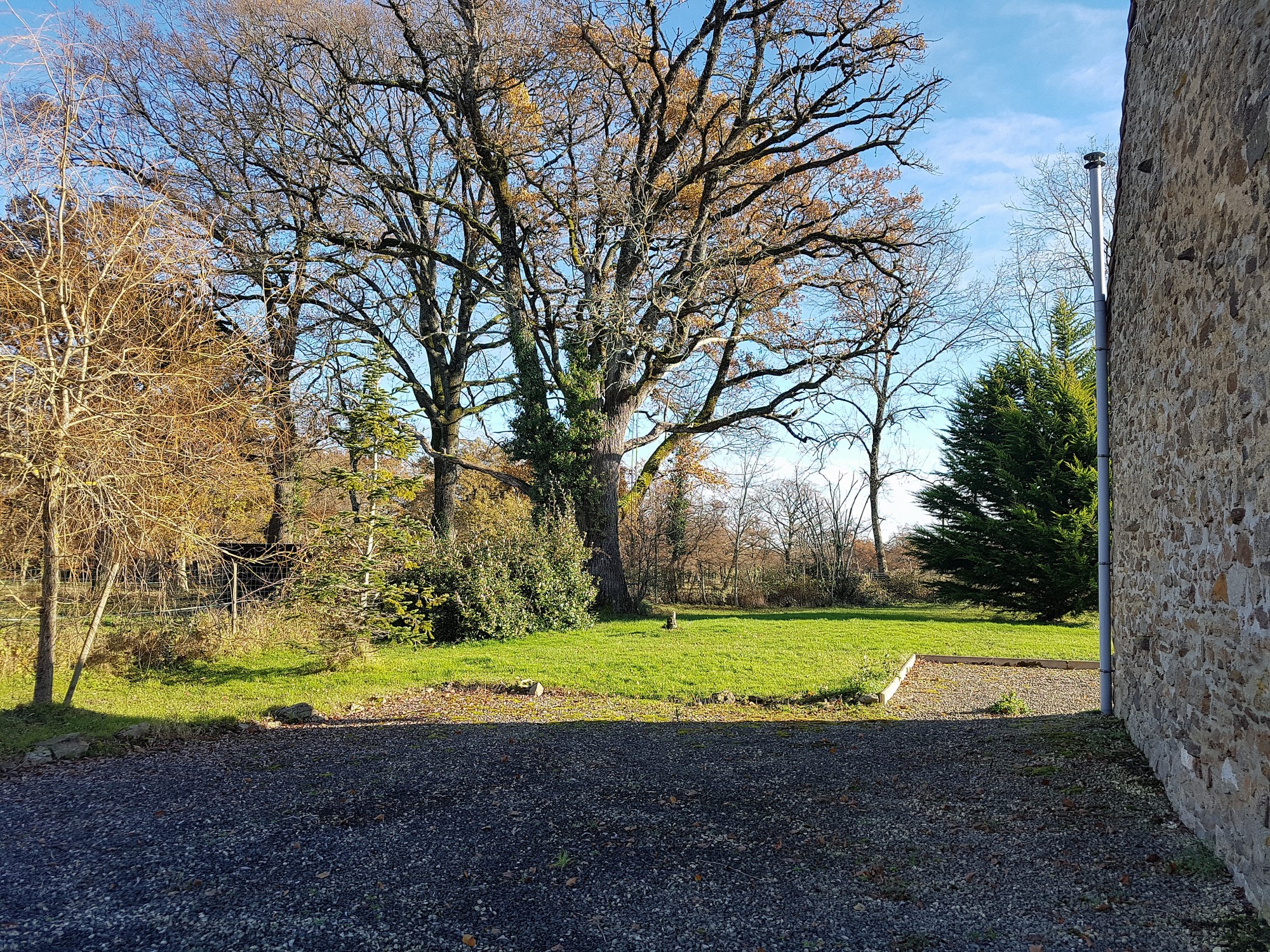 House with garage for sale in the south of the Brenne, 36 19640