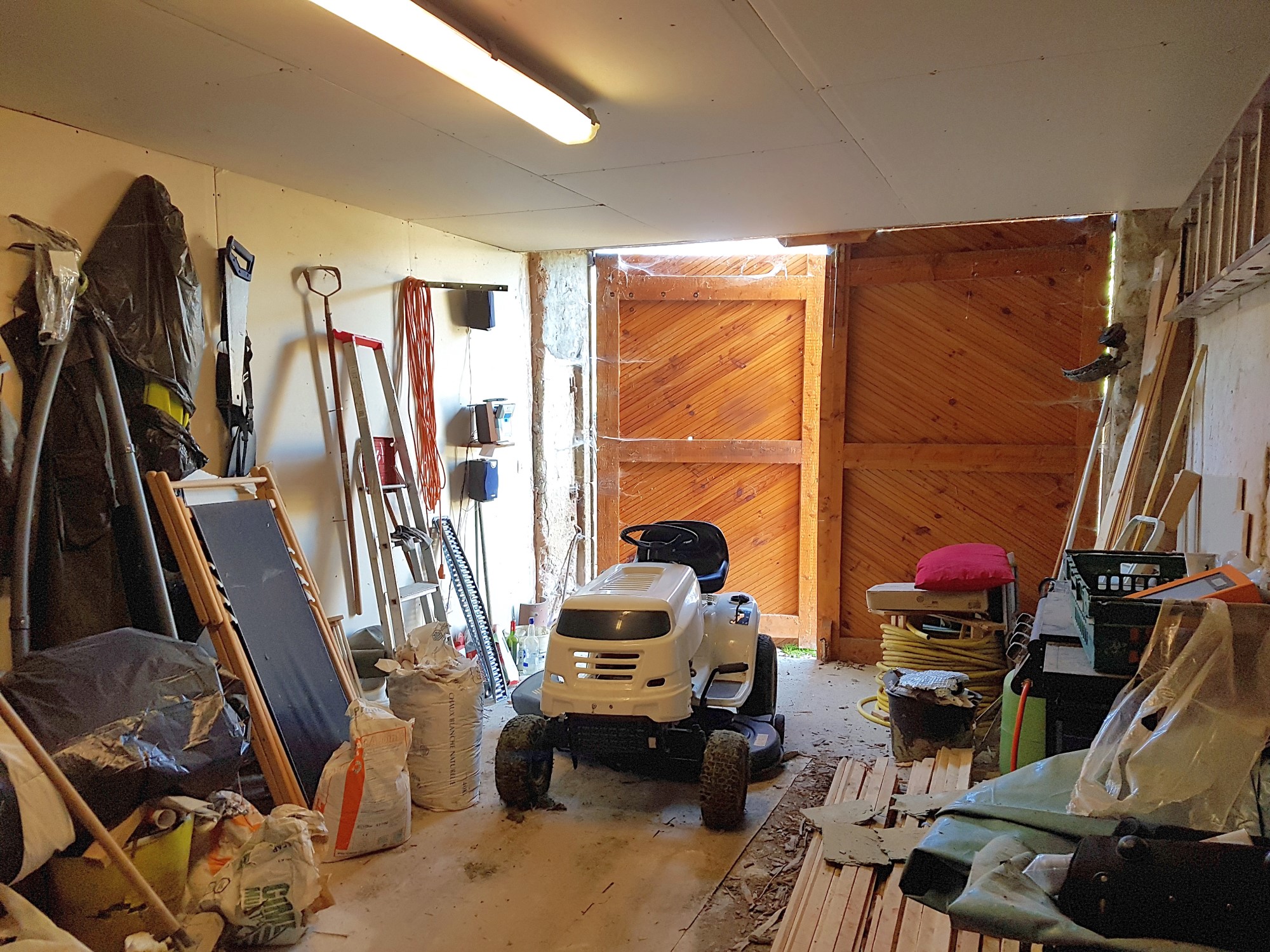 House with garage for sale in the south of the Brenne, 36 19642