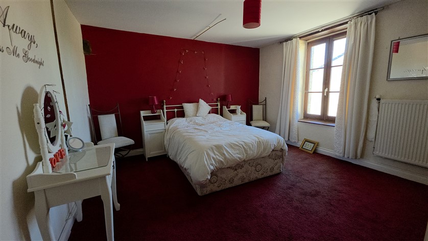 For Sale 4 Bed House, Garden, Pool and Atelier - Magnac Laval 87 20145