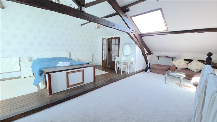 For Sale 4 Bed House, Garden, Pool and Atelier - Magnac Laval 87 20146