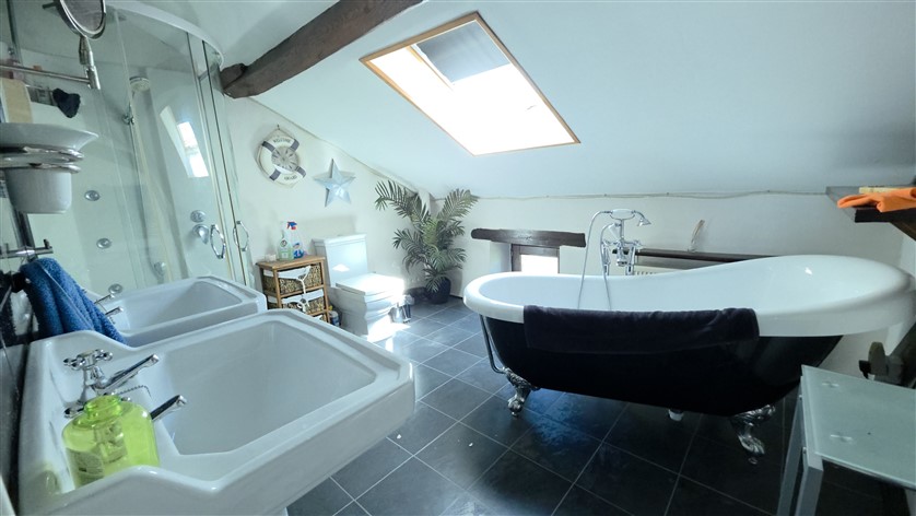 For Sale 4 Bed House, Garden, Pool and Atelier - Magnac Laval 87 20147