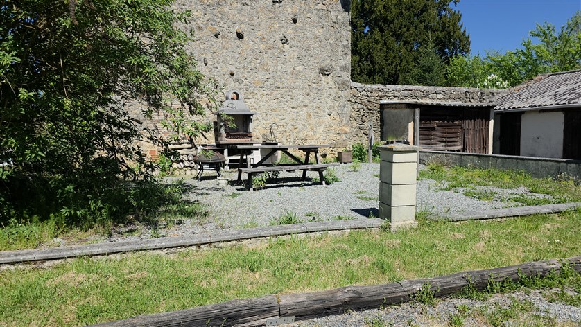 For Sale 4 Bed House, Garden, Pool and Atelier - Magnac Laval 87 20152