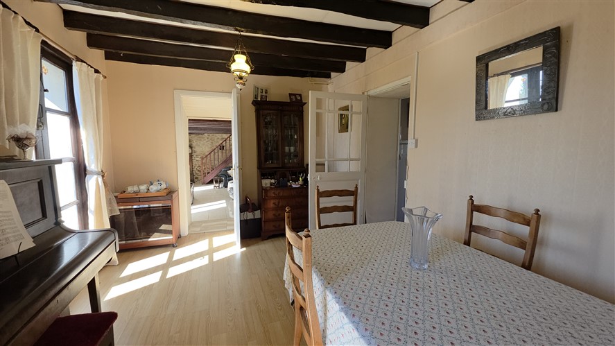 For Sale 5 Bed House with Gardens - Droux – 87 20165