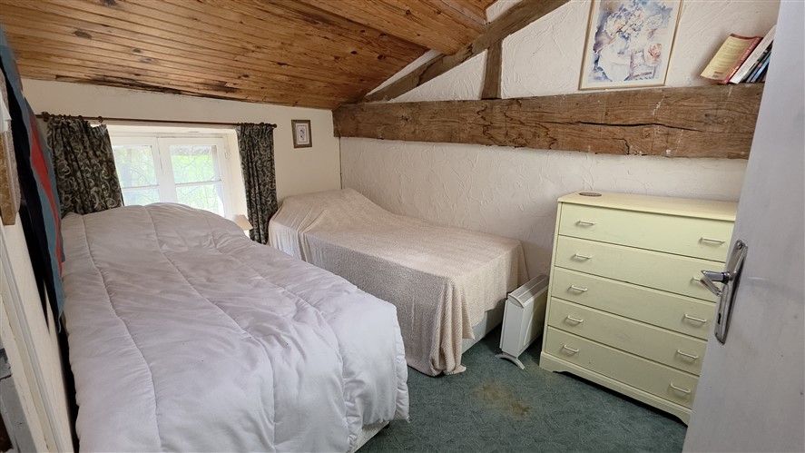 For Sale 5 Bed House with Gardens - Droux – 87 20167