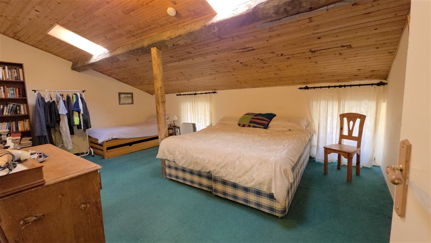 For Sale 5 Bed House with Gardens - Droux – 87 20168