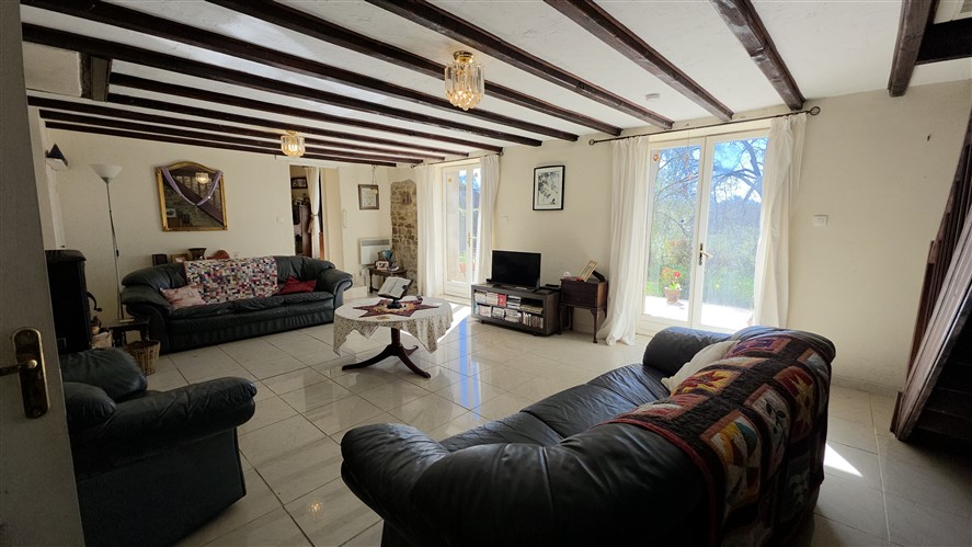 For Sale 5 Bed House with Gardens - Droux – 87 20172