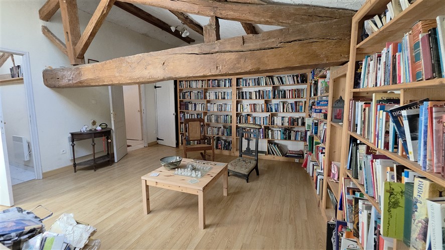 For Sale 5 Bed House with Gardens - Droux – 87 20179