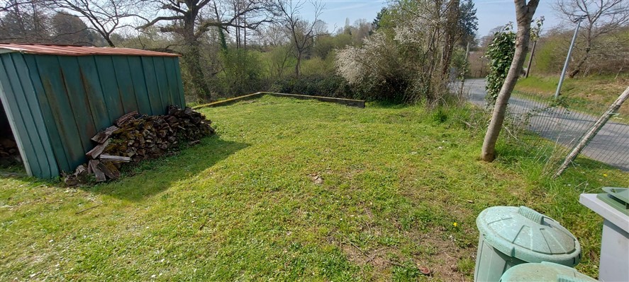 For Sale 5 Bed House with Gardens - Droux – 87 20188