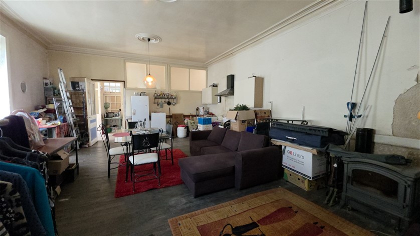 For Sale 3/4 Bed House with Hangar 20225