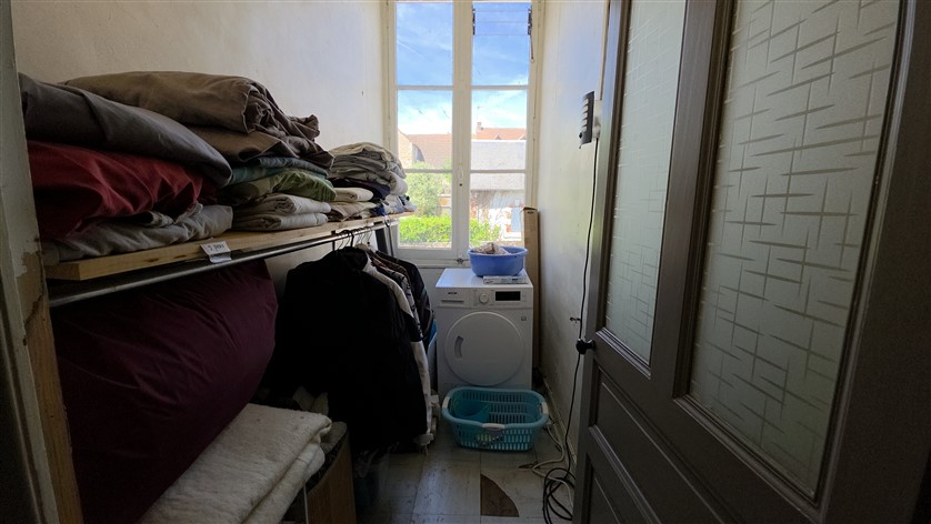 For Sale 3/4 Bed House with Hangar 20230