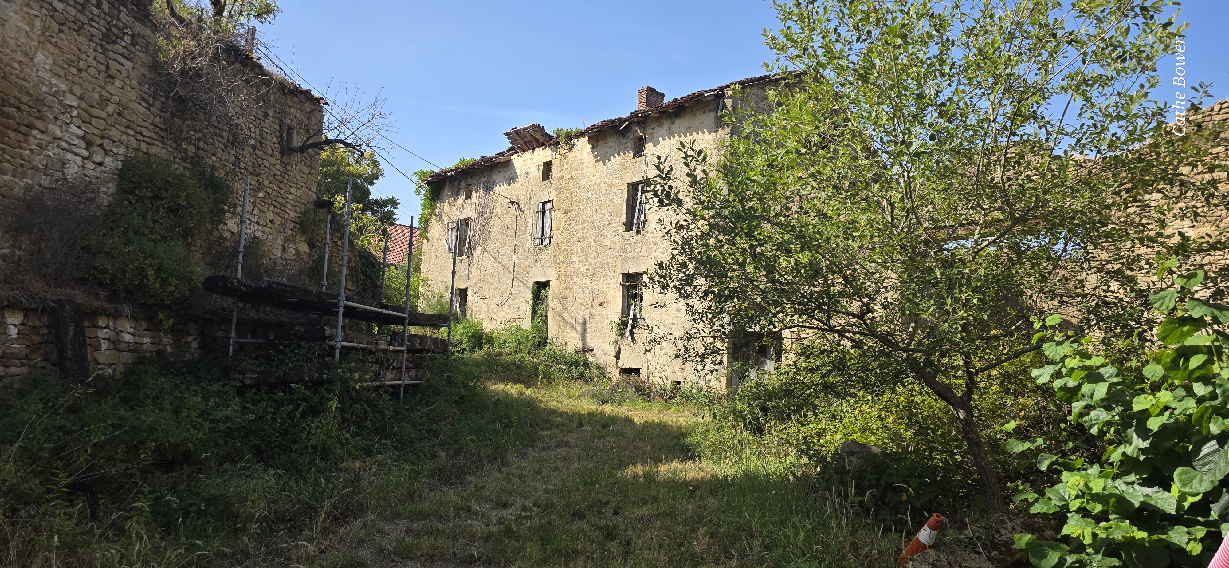 Renovation Opportunity for Sale - Saint-Pardoux-Le-Lac – 87 20384