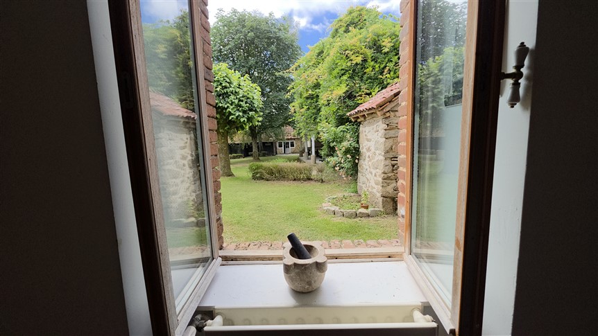 For Sale - Peaceful Rural Family Home with Gardens – Thauron (23) 20454