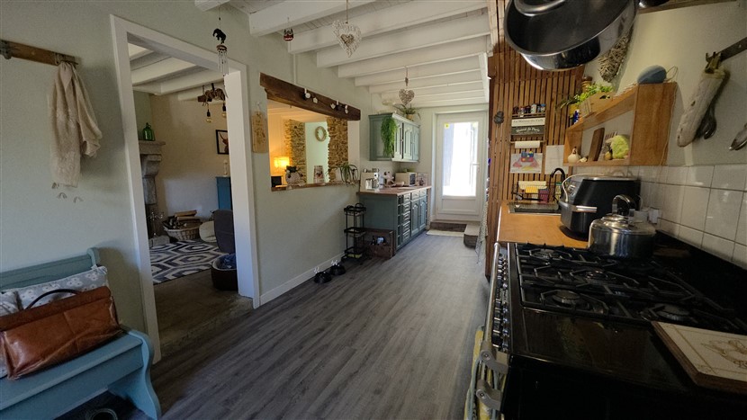 For Sale 4-Bed Country Home, Gardens, Cottage & Barns 20547