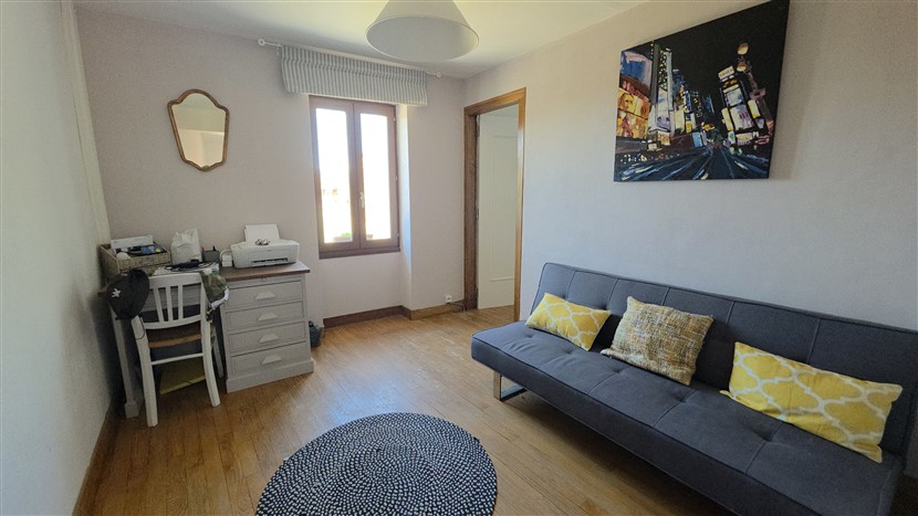 For Sale 4-Bed Country Home, Gardens, Cottage & Barns 20551