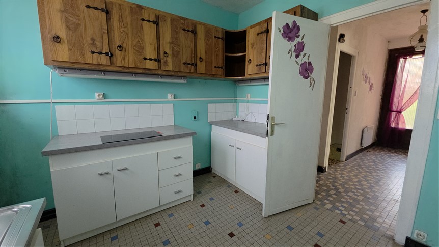 For Sale Edge of Village House - 87 - Exclusive 20626