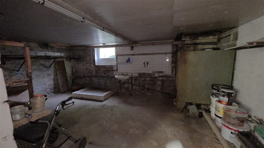 For Sale Edge of Village House - 87 - Exclusive 20634