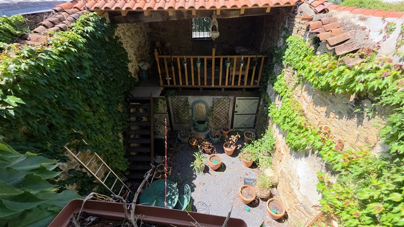 For Sale 2 Bed House with Magical Courtyard Bellac 87 20649
