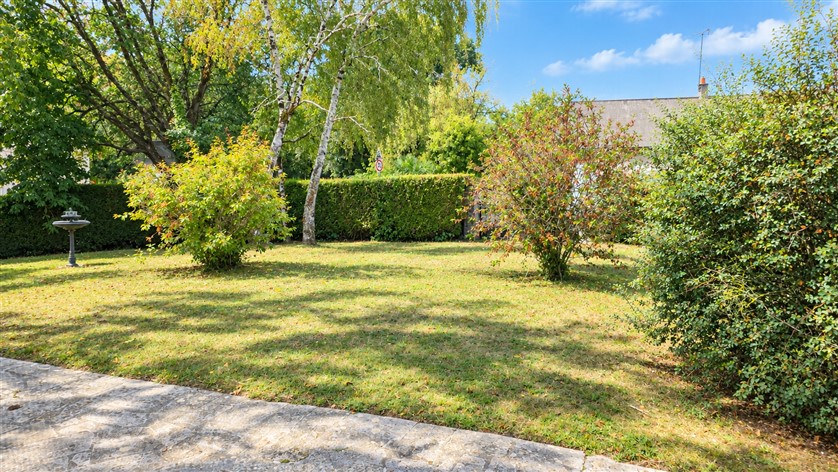 For Sale Family Home (6 bed) in St Martin L’Ars - 86 20715