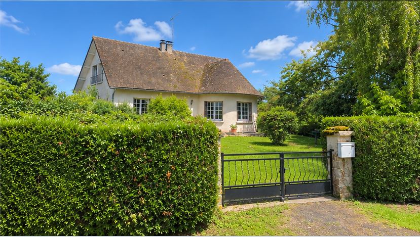 For Sale Family Home (6 bed) in St Martin L’Ars - 86 20724