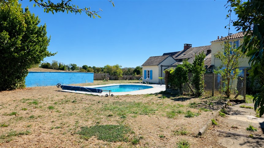 For Sale House with Gite and Pool, 1km from Magnac Laval 87 20726