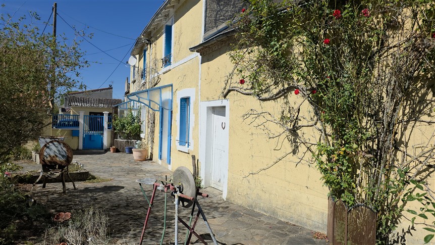 For Sale House with Gite and Pool, 1km from Magnac Laval 87 20752