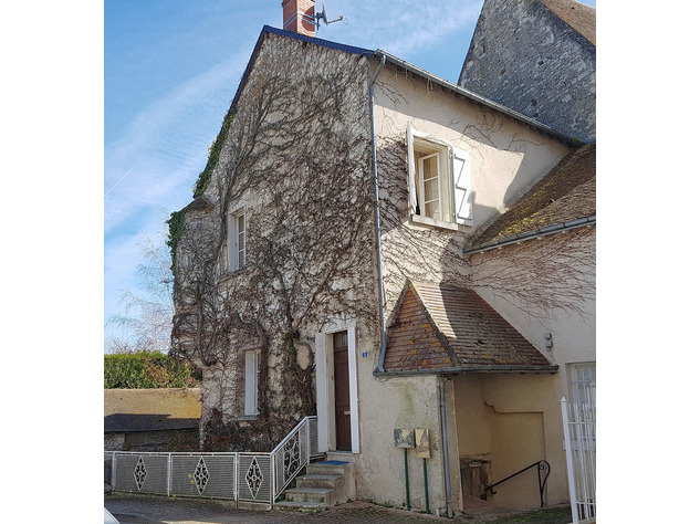 14th century village house with garden for sale in the Brenne 36 15594