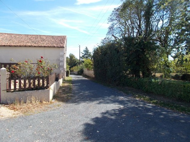 Very Pretty House and Gîte Near Romagne in the Vienne 12837