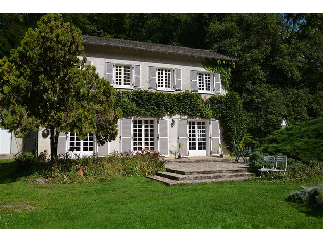 Secluded House and Millers Houses near Thiat, Haute Vienne 16122