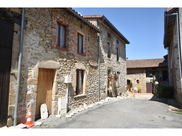 For Sale 3 Houses, 1 Lake - Paradise in the Haute Vienne 16468