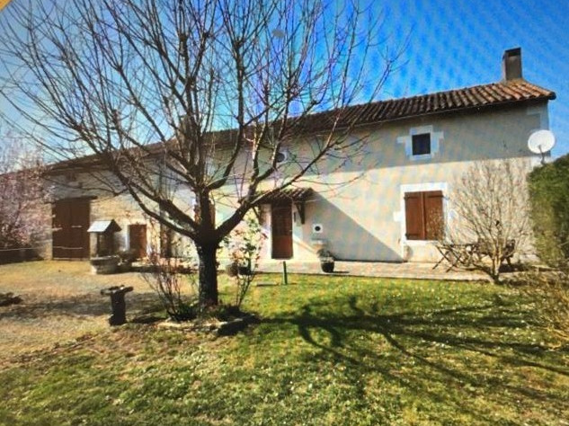 For Sale Countryside House with Outbuildings and Pool 16854
